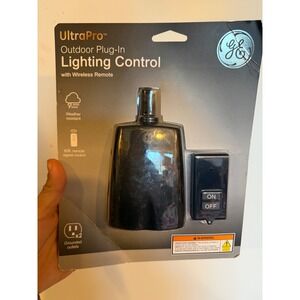 GE UltraPro Outdoor Plug-In Lighting Control 2-Outlet Wireless Remote Black